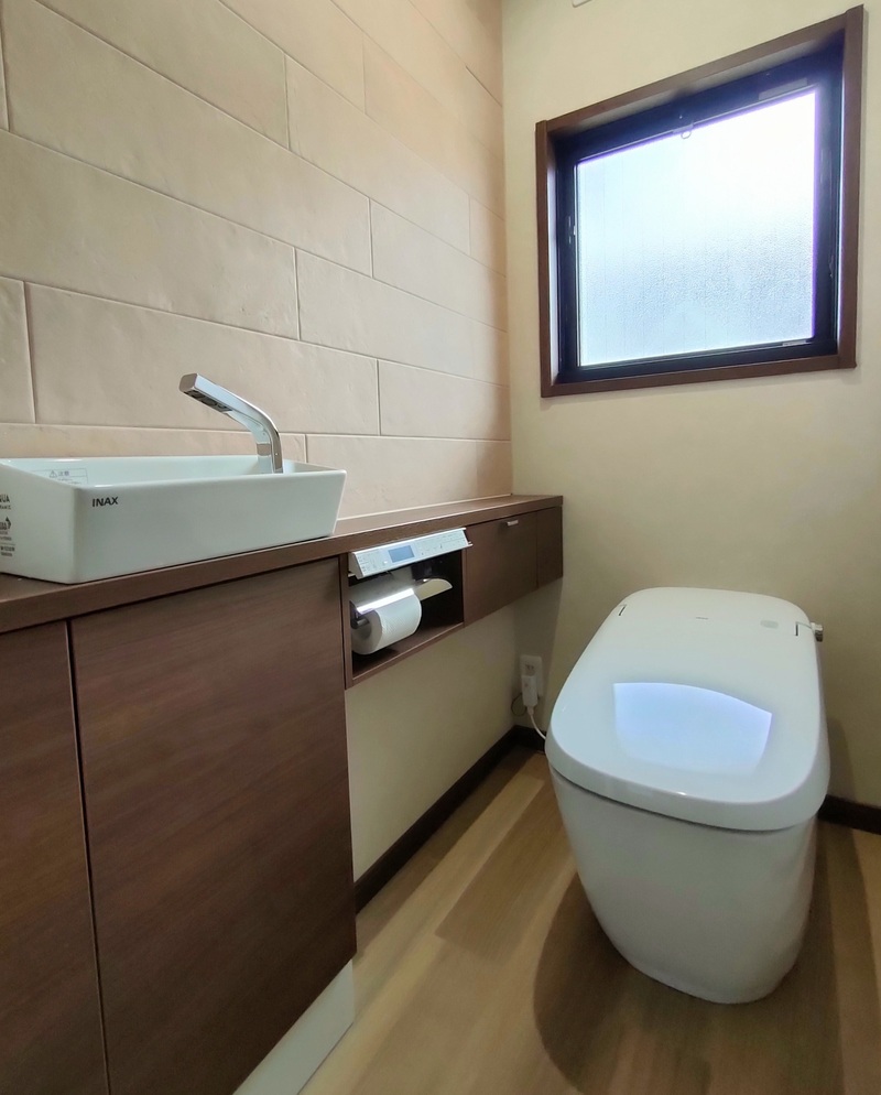 サティスＸ　エコカラット　トイレリフォーム　長岡市(トイレリフォーム)