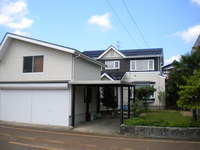 施工後
建物に合わせて車庫も模様替え。