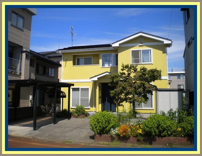 塗装　外壁　長岡　長岡市　小千谷　小千谷市　リフォーム
はりかえ　全面リフォーム　ツーバイフォー　黄色い外壁
長岡市リフォーム補助金　白いサッシ　イエロー外壁
外壁リフォーム(外壁塗装・張替リフォーム)