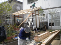 施工中
