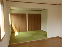 ﾘﾋﾞﾝｸﾞ兼用の【２Ｆ寝室】。
子どもさんが小さなうちはこの一部屋で。