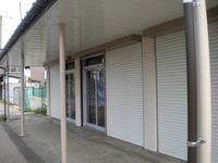 シャッター、鉄柱　塗装