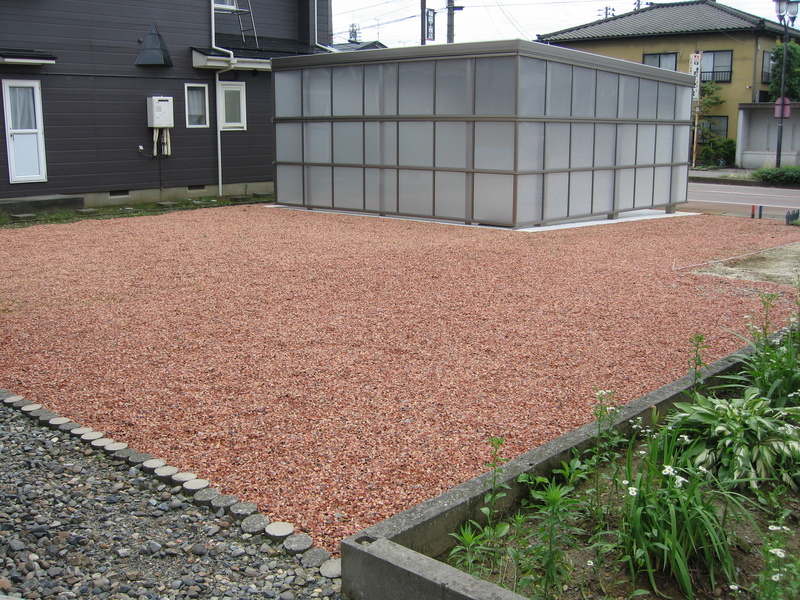 アールテコラ　Rテコラ　自然素材　再生材　除草　防草　草取り　瓦　防犯砂利(ガーデニング)